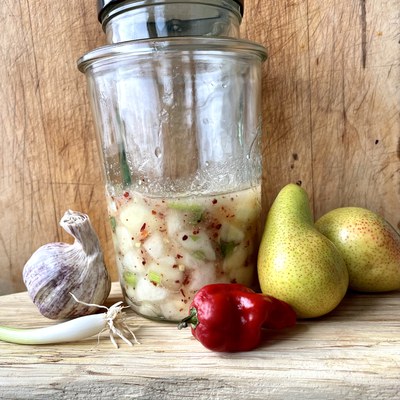 Neues aus der Dienstagsküche: Fermentierte Chilibirnen Neues aus der Dienstagsküche: Fermentierte Chilibirnen